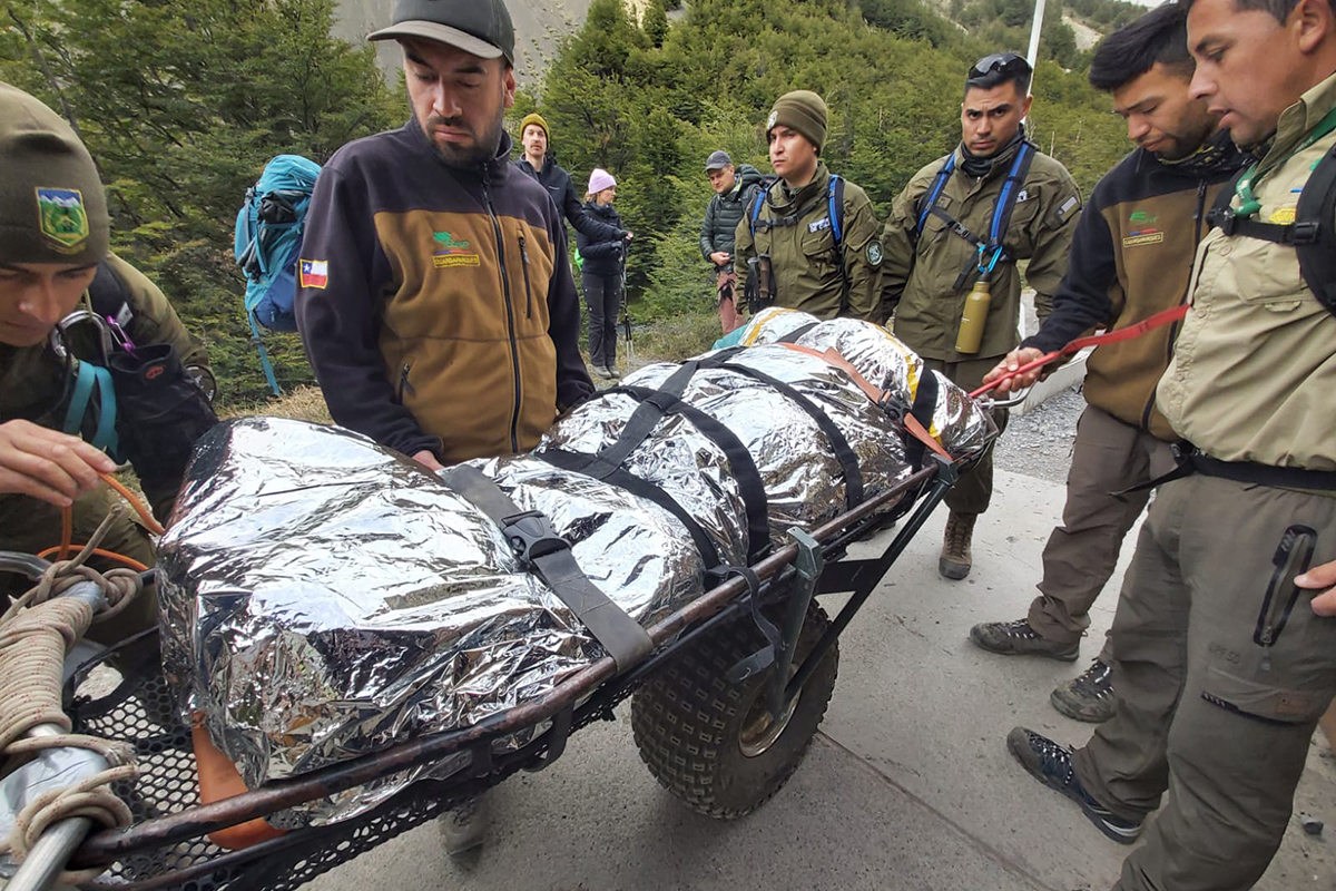 Guardaparque lidera evacuación 